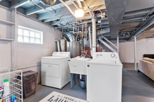 3850 112 St, Chicago IL 60617-7026 exterior