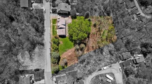 1253 Lakewood Ave, Pittsburgh PA 15229-1729 exterior