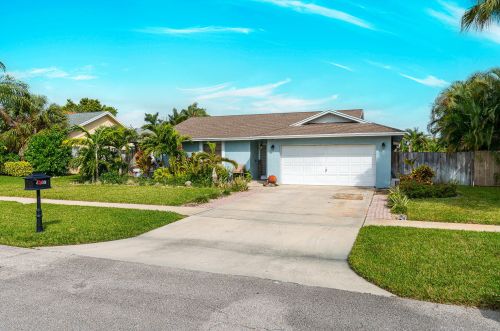 4309 Brandywine Dr, Boca Raton, FL 33487-2279