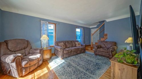 1109 Cook Ave, Saint Paul MN 55106-3323 exterior