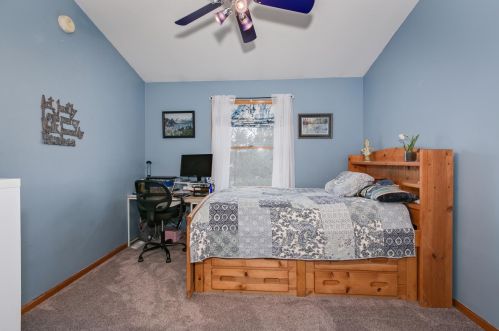 2095 2 St, Saint Paul MN 55110-3208 exterior