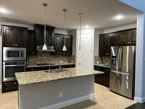 6800 Cache Ct, Irving TX  75039-3813 exterior