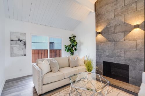 1865 Las Ramblas Dr, Concord CA 94521-2451 exterior