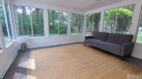 23 Peru St, Edison NJ  08820-2625 exterior