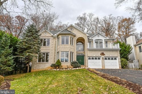 1242 Providence Ter, Mc Lean, VA 22101-2648