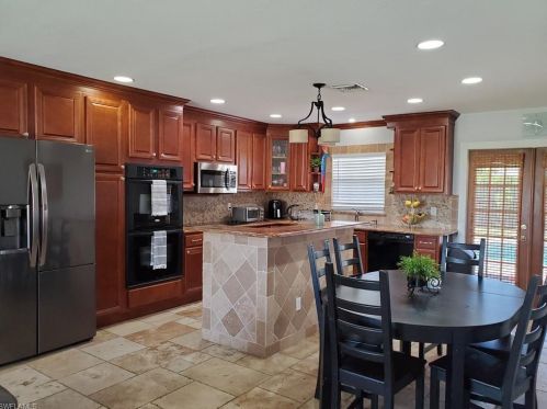 5441 27 Ave, Naples FL 34116-7510 exterior