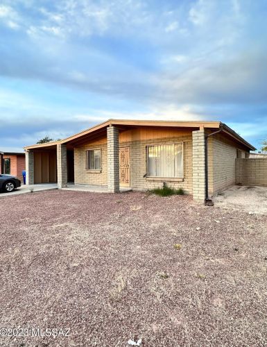 5149 Fremont Dr, Tucson AZ  85706-1458 exterior