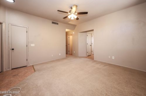 8557 Camino Bengala, Tucson AZ  85747-5165 exterior