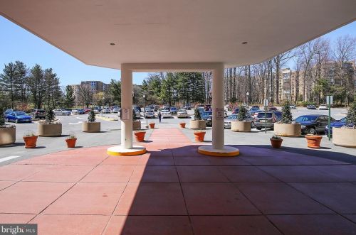 15100 Interlachen Dr, Silver Spring MD  20906-5611 exterior