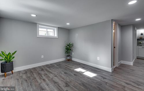 439 Newcomb St, Washington DC  20032-2650 exterior