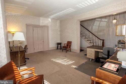 223 Washington St, Huntingdon PA 16652-1525 exterior