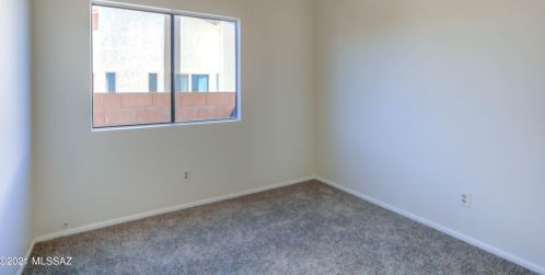 5125 Condor Dr, Tucson AZ 85742-9405 exterior