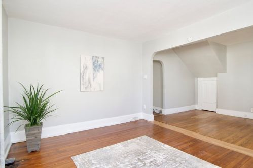 29 Marble St, Springfield MA 01105-2209 exterior