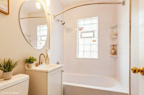 3523 40th St, Milwaukee WI  53216-3418 exterior