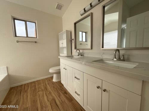 8401 Avalon Dr, Phoenix AZ  85037-3340 exterior