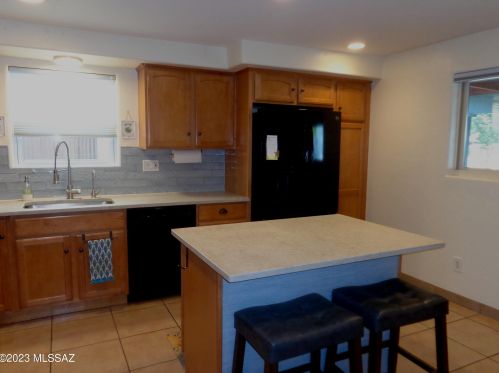 6790 3rd St, Tucson AZ  85710-1244 exterior