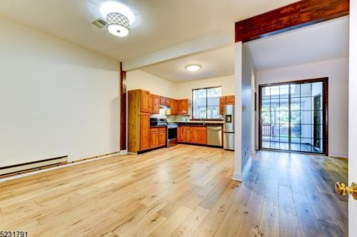 903 Alysia Ct, Dover NJ 07803-3056 exterior