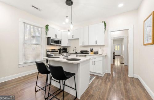 1714 Connally Dr, Atlanta GA  30344-2519 exterior