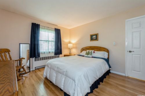 9 Diellen Ct, Commack NY 11725-3905 exterior