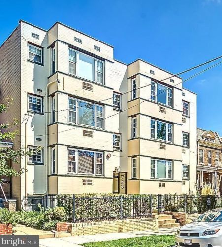 723 Longfellow St, Washington DC 20011-3072 exterior