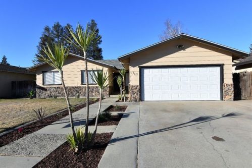 1725 Denair Ave, Turlock, CA 95382-2510