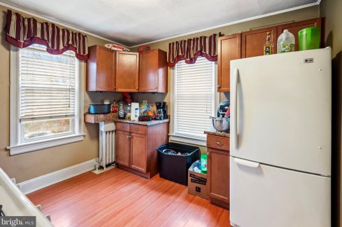 865 Melrose Ave, Trenton NJ 08629-2508 exterior