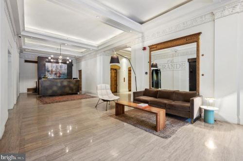 111 15th St, Philadelphia PA  19102-2625 exterior