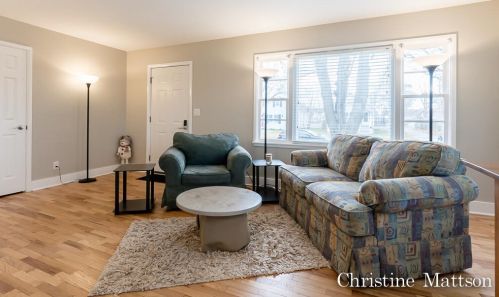 1970 Philo Ave, Meskegon MI  49441-1463 exterior