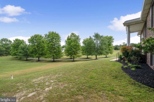 801 White Marsh Ct, Huntingtown MD 20639-2802 exterior