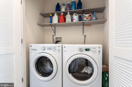 1413 Darien St, Philadelphia PA 19147-5726 exterior