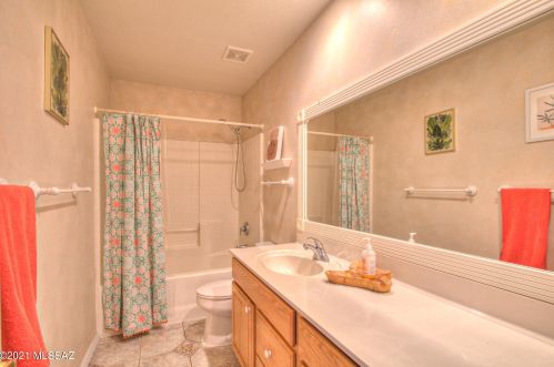 10201 Lucille Dr, Tucson AZ  85730-6132 exterior