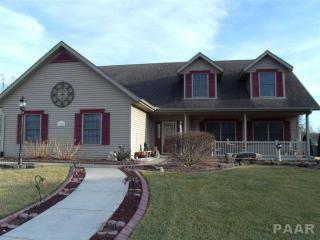 1016 Kennedy Dr, Pekin, IL 61554-1689
