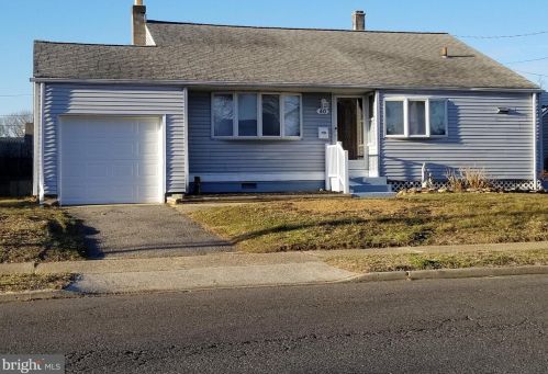 40 Coleridge Ave, Trenton, NJ 08620-1910