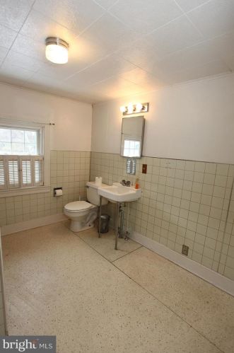 11208 Raystown Rd, Huntingdon PA 16652-7434 exterior