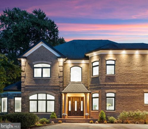 1645 Kirby Rd, Mc Lean VA  22101-3240 exterior