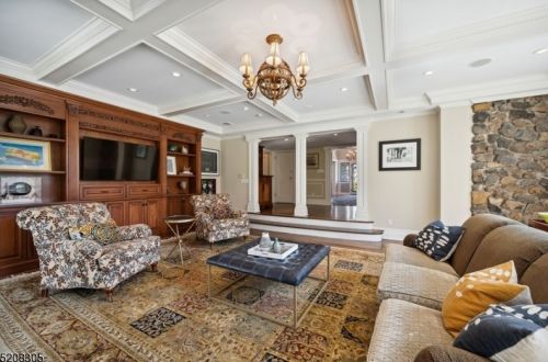 264 Upper Mtn Ave, Montclair NJ 07043-1417 exterior