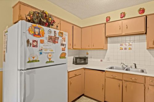 5809 Encinal Cv, Austin TX 78744-4442 exterior