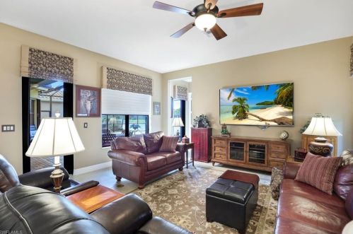 3440 Atlantic Cir, Naples FL 34119-8636 exterior