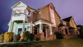 9010 Forest Home Ave, Milwaukee WI  53228-3426 exterior