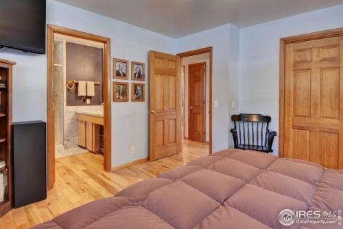 1418 Deer Trl Rd, Boulder CO 80302-9422 exterior