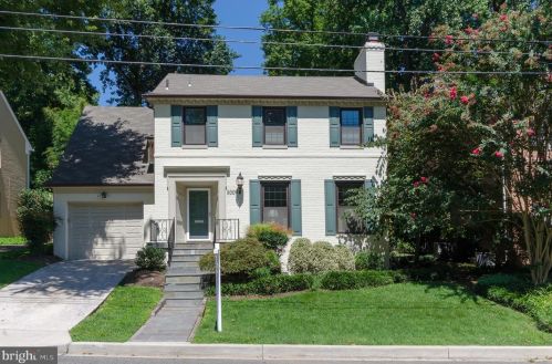 5009 Hawthorne Pl, Washington, DC 20016-2649