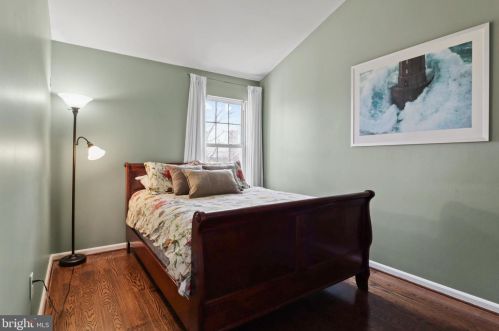 3809 Elbert Ave, Alexandria VA 22305-2042 exterior