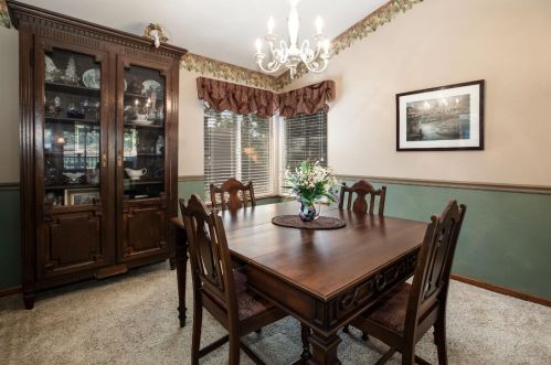 105 Goodell Rd, Folsom CA 95630-5221 exterior