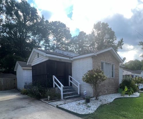 2494 Baker Rd, Atlanta, GA 30318-6171