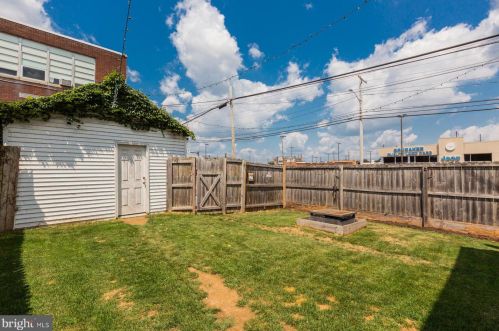 932 Lititz Ave, Lancaster PA 17602-1919 exterior