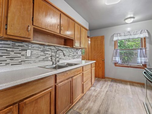 4452 75th St, Milwaukee WI 53213-3521 exterior