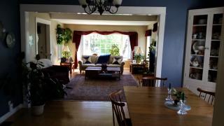 2141 53rd Ave, Portland OR  97215-3913 exterior