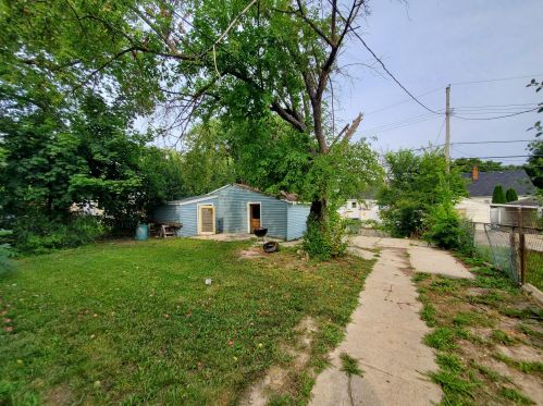 5680 60th St, Milwaukee WI  53218-2428 exterior