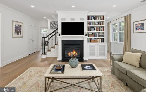 3877 30 St, Arlington VA 22207-5303 exterior