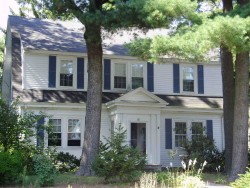 181 Waltham St, Newton, MA 02465-1353